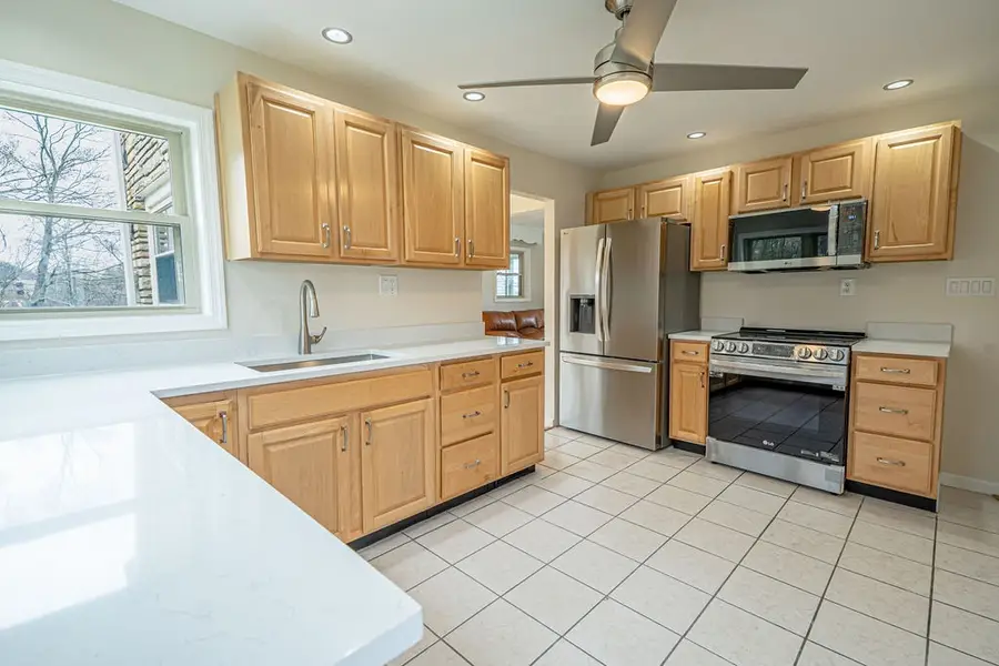 1435 Morrow Rd, Pittsburgh, PA 15241 - #2