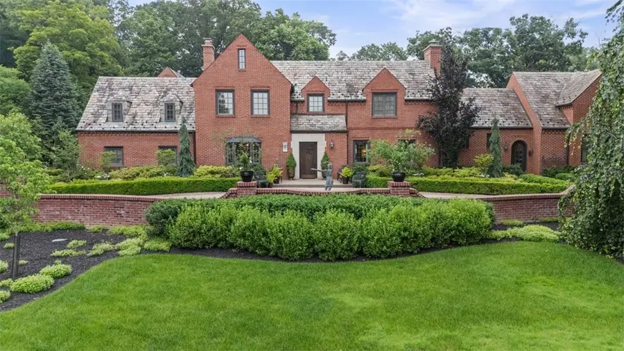 1909 Highgate Rd, Upper Saint Clair, PA 15241 - Image #2