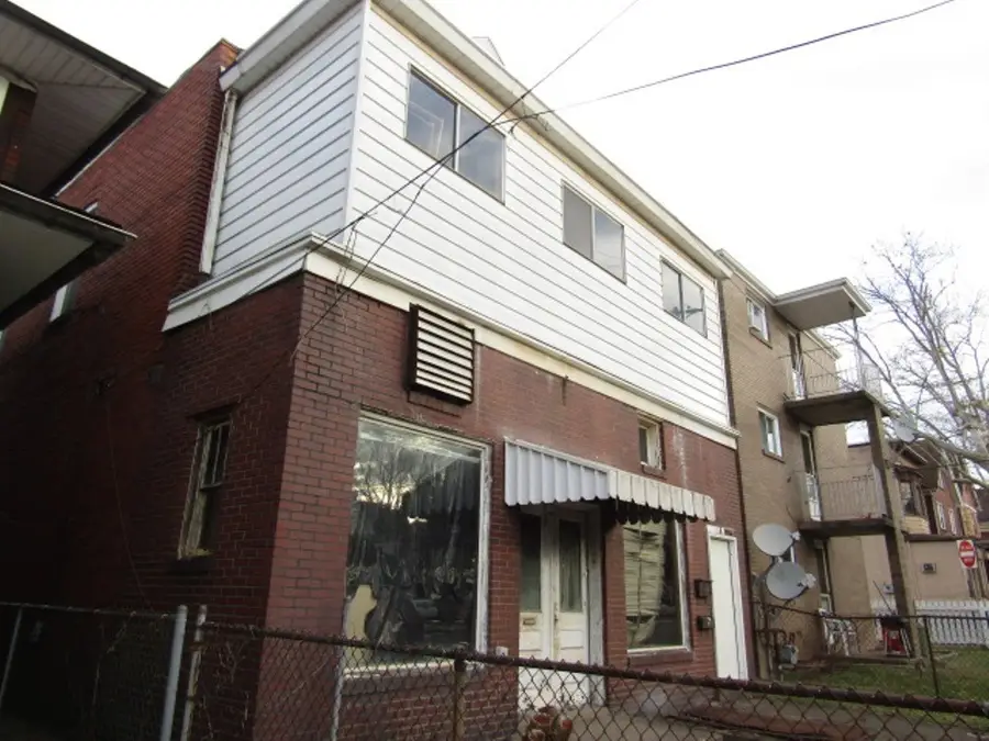 1111 Maple Ave, Turtle Creek, PA 15145 - Image #2