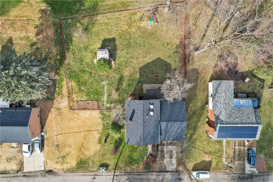 306 Virginia Drive, North Fayette, PA 15071 - Image #3