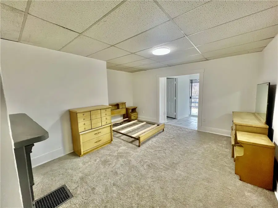 4 Howe St, Elrama, PA 15038 - Image #2