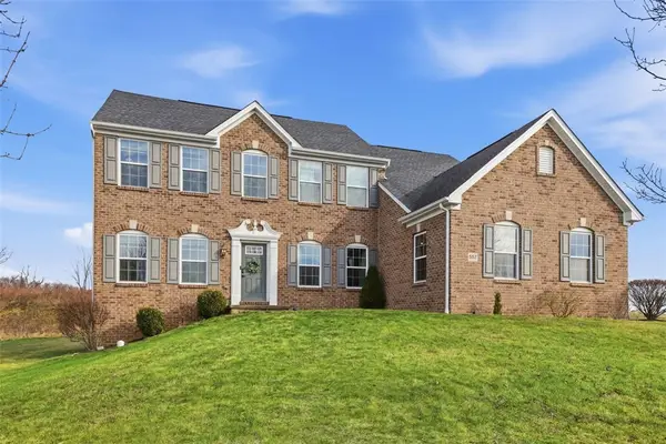 557 Cortland Dr, Peters Twp, PA 15332
