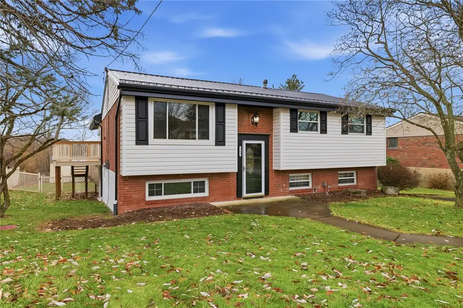 713 Flint Rd, Shaler, PA 15101 - Image #2