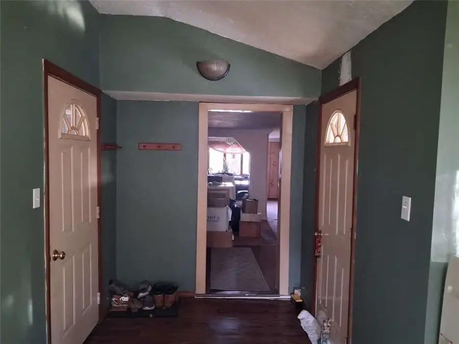 986 Coverdale St, Pittsburgh, PA 15220 - Image #3