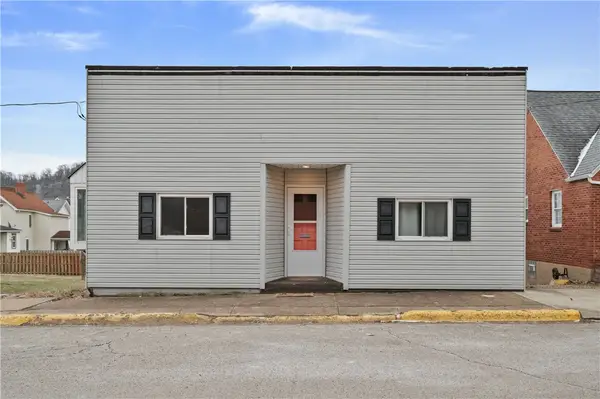 744 Lincoln Ave, Springdale Boro, PA 15144