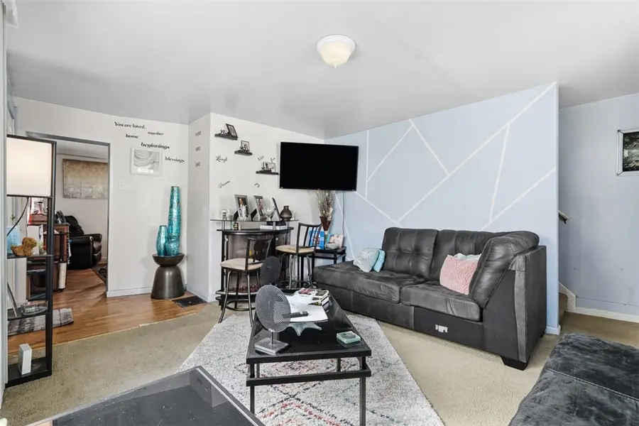 1500 Brinton Rd, Braddock Hills, PA 15221 - Image #2