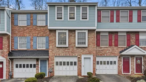 905 Timberidge Dr, Bethel Park, PA 15102