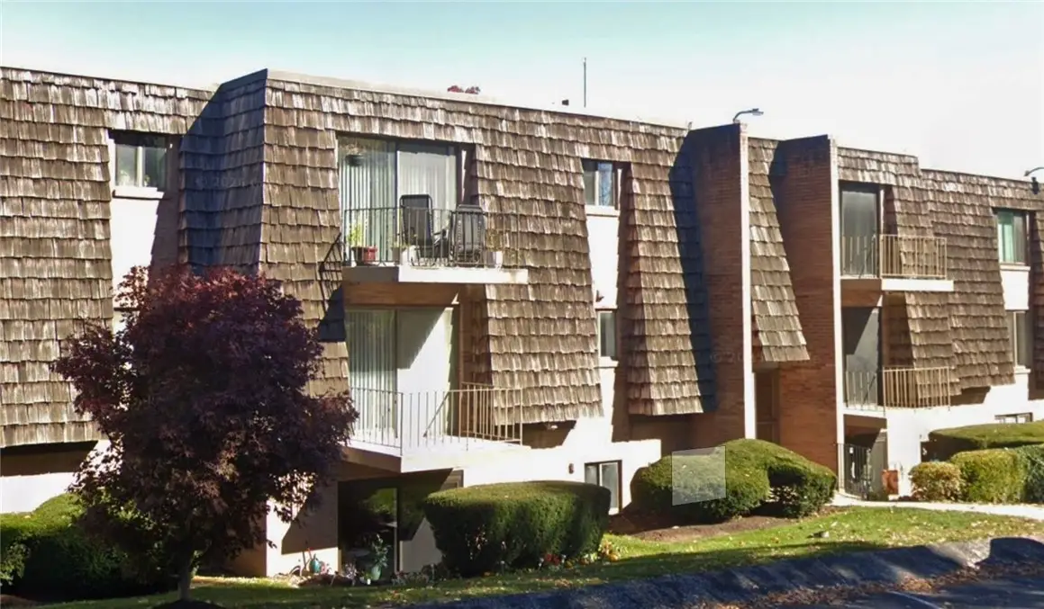 1434 Forest Green Dr, Coraopolis, PA 15108 - Image #1