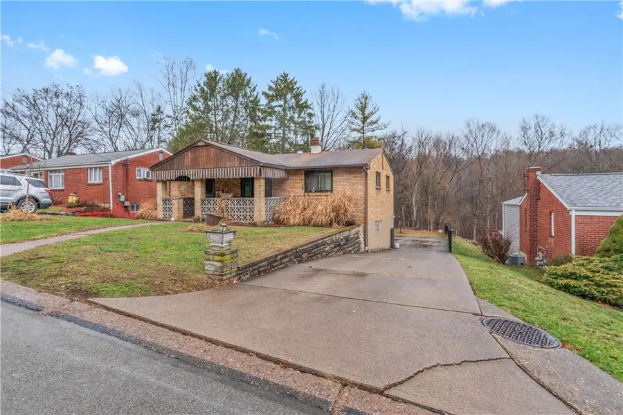 1633 Carmella Drive, Baldwin, PA 15227 - Image #2