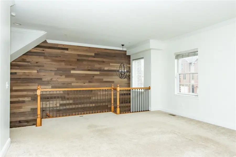 587 Chesnic Dr, North Strabane Township, PA 15317 - Image #2