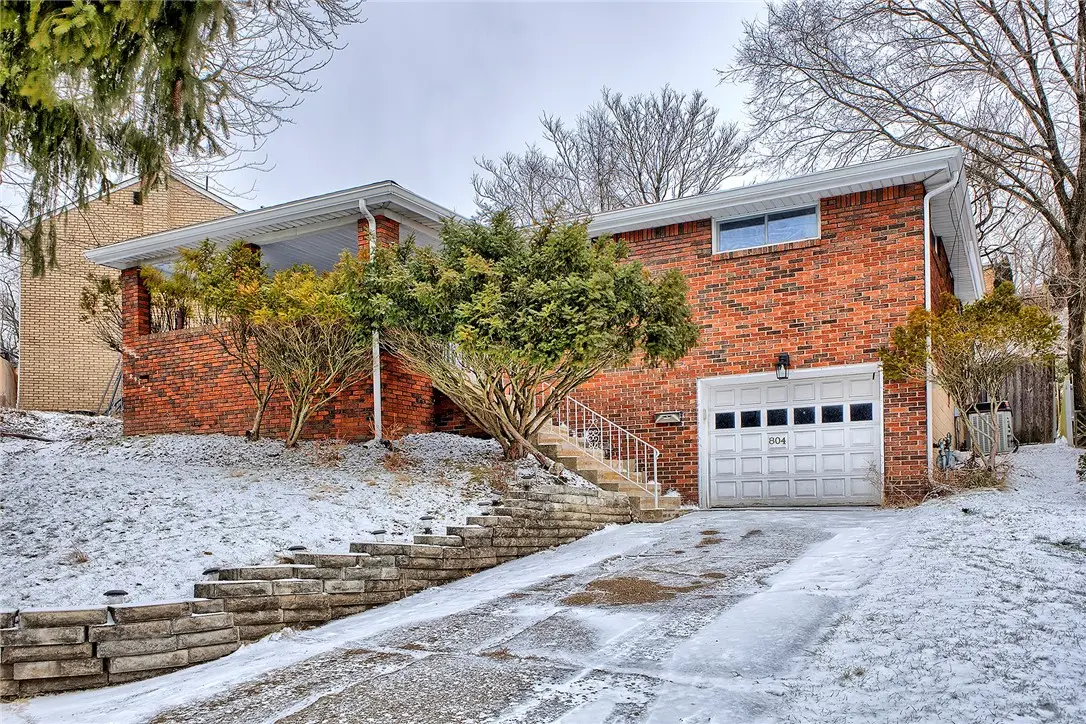 804 Norvell Drive, Penn Hills, PA 15235 - Image #1