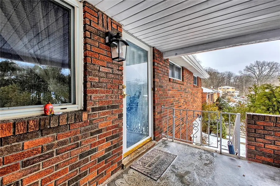 804 Norvell Drive, Penn Hills, PA 15235 - Image #2