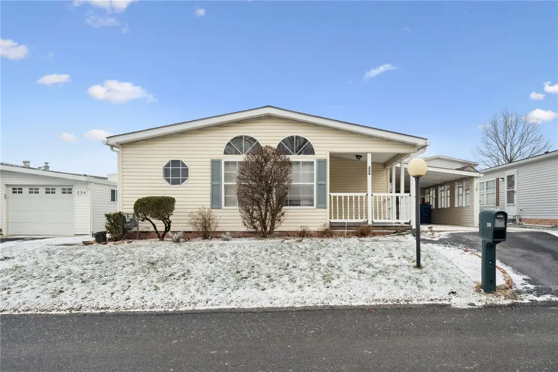 236 Ridge Ln, Murrysville, PA 15668 - #1