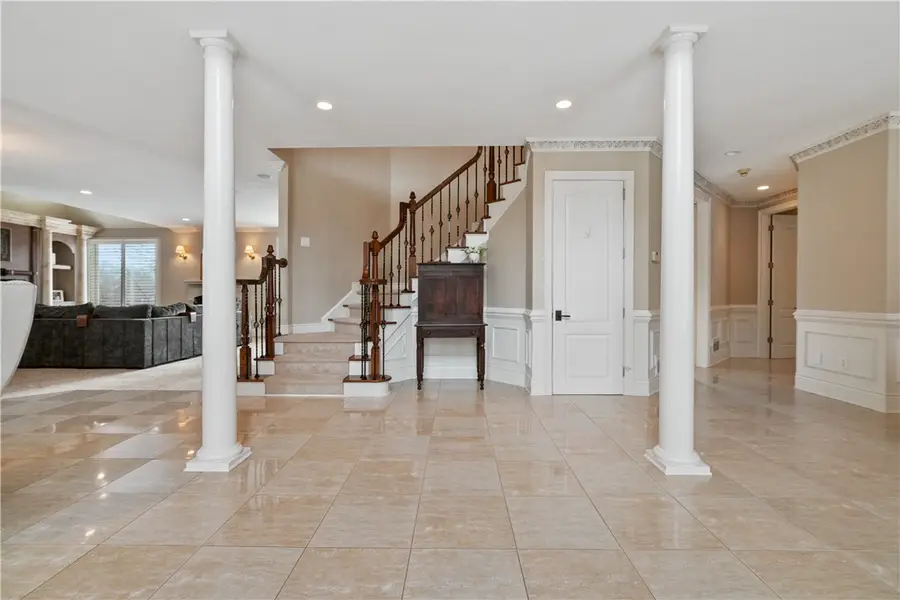 470 Four Lakes Dr, Adams, PA 15044 - Image #3