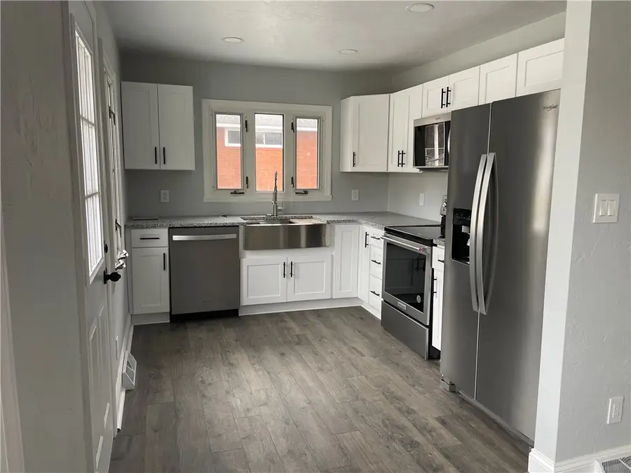 816 High St, Hiller, PA 15417 - Image #2