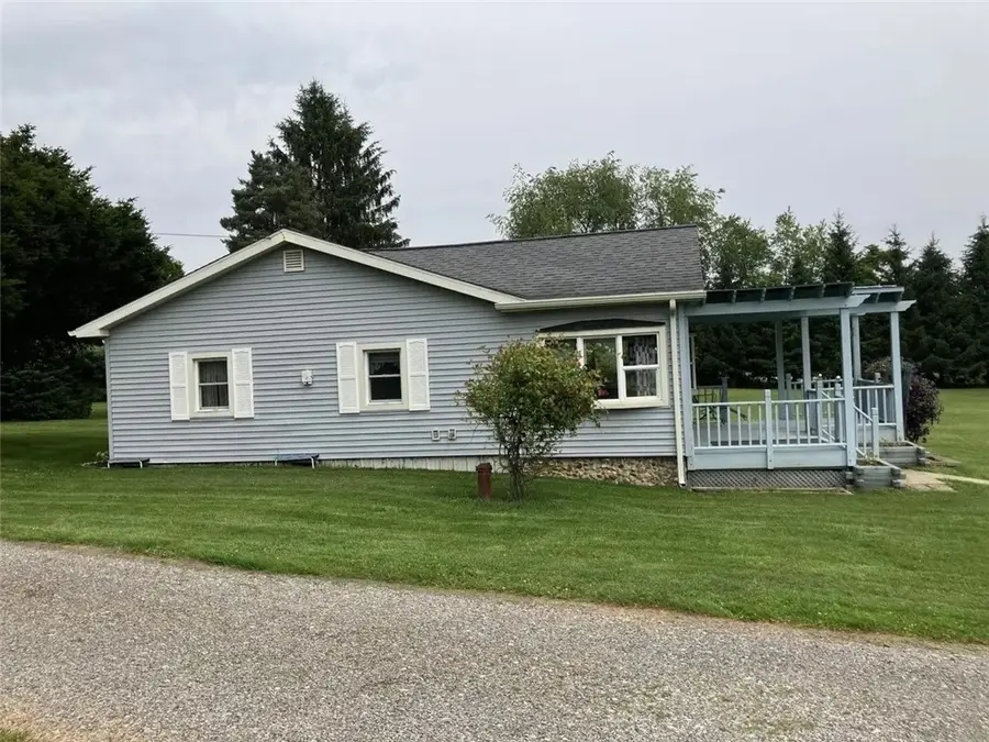 216 Bryson Mill Rd, South New Castle, PA 16102 - Image #3