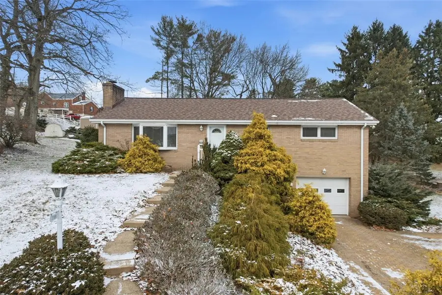 218 Longvue Dr, Pittsburgh, PA 15237 - Image #3
