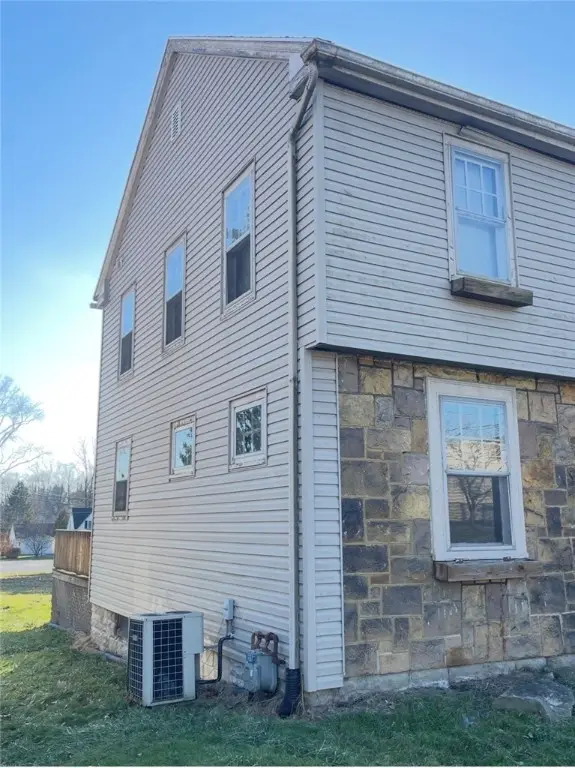 1741 Roemer Blvd, Farrell, PA 16121 - Image #3