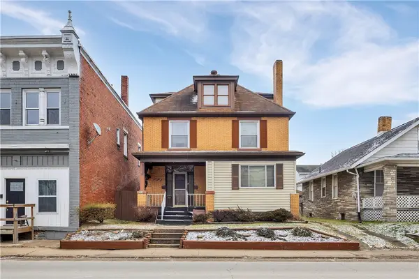 733 N Warren Ave, Apollo Boro, PA 15613