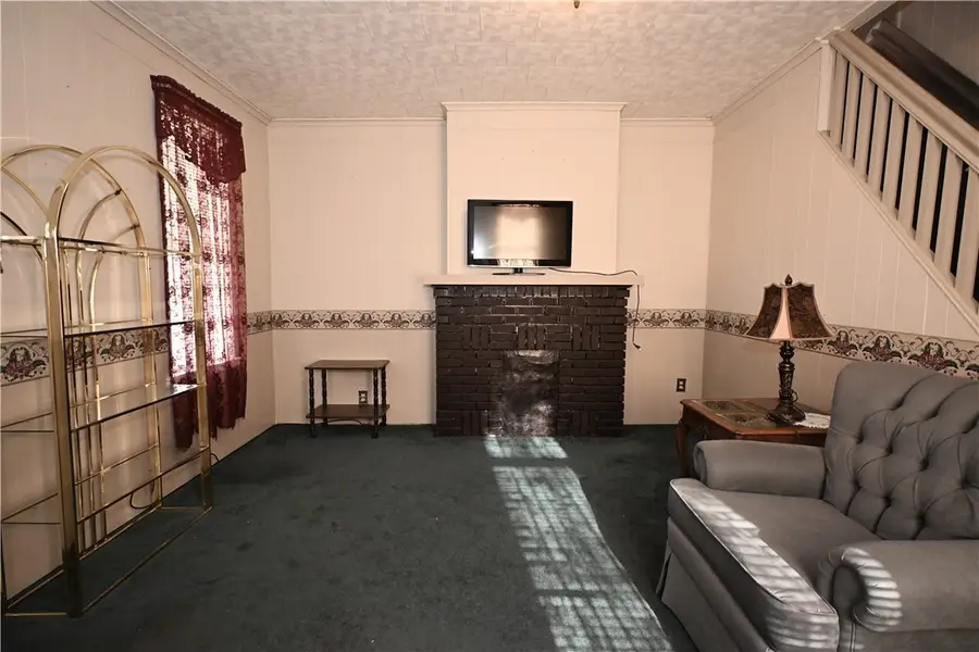 209 211 Water St, Fayette City, PA 15438 - #3