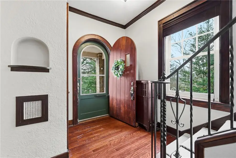 23 Cherokee Place, Mount Lebanon Township, PA 15228 - #3