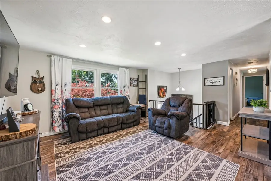 431 Tivoli Rd, Plum, PA 15239 - Image #3