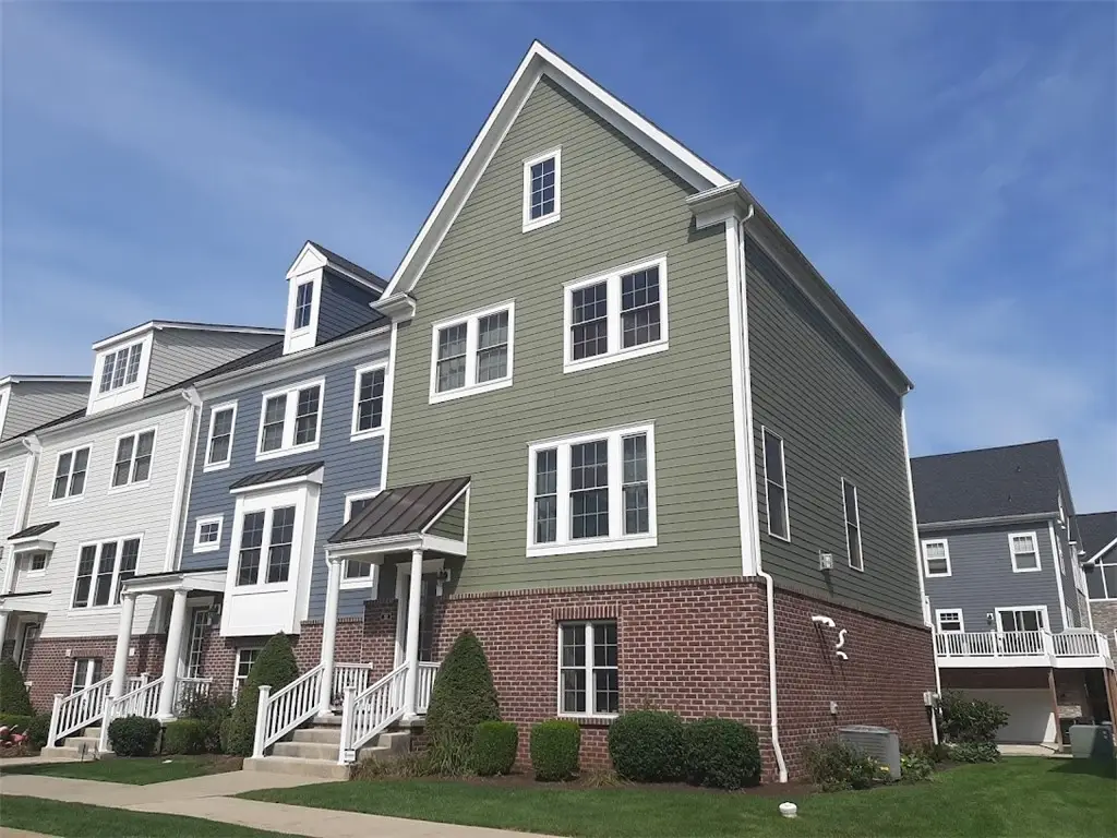 221 Riverfront St, Oakmont, PA 15139 - Image #1