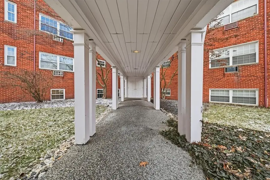 5900 Babcock Blvd #64, Ross Township, PA 15237 - #3