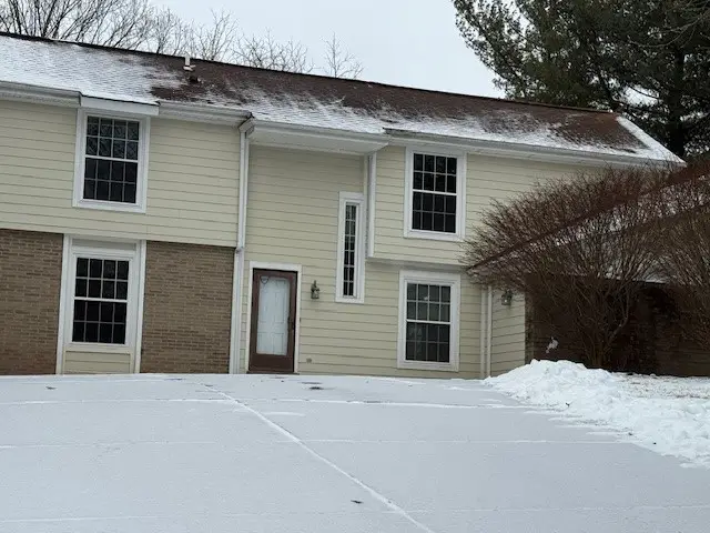 223 Springhouse Ln, Ohara Township, PA 15238 - Image #2