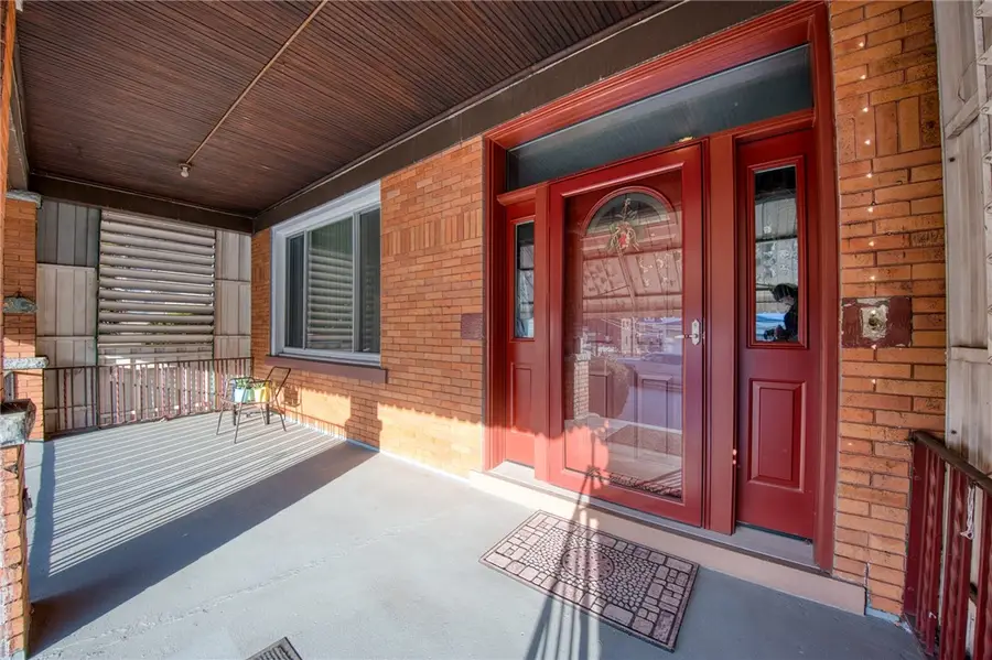 3931 Hoosac St, Pittsburgh, PA 15207 - #2