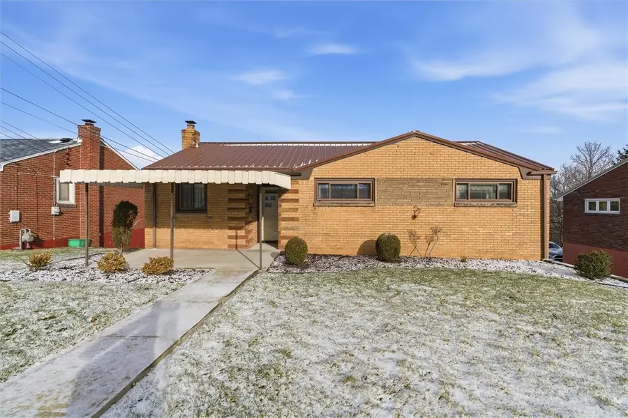 528 Glowood Dr, Whitehall, PA 15227 - Image #2