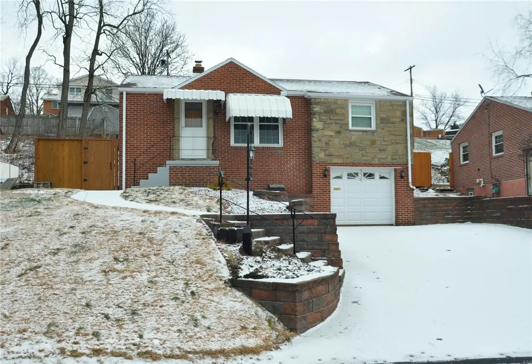 336 Glencoe Dr., West Mifflin, PA 15122 - #1