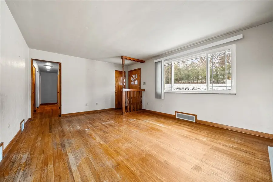 109 Clearview Dr, McMurray, PA 15317 - Image #3