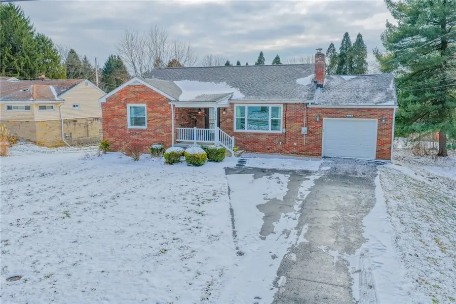 332 E Maitland Ln, Neshannock Township, PA 16105 - #2