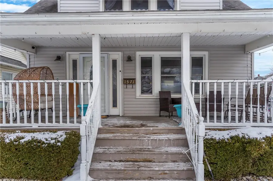 1571 W Ridge Ave, Sharpsville, PA 16150 - #2