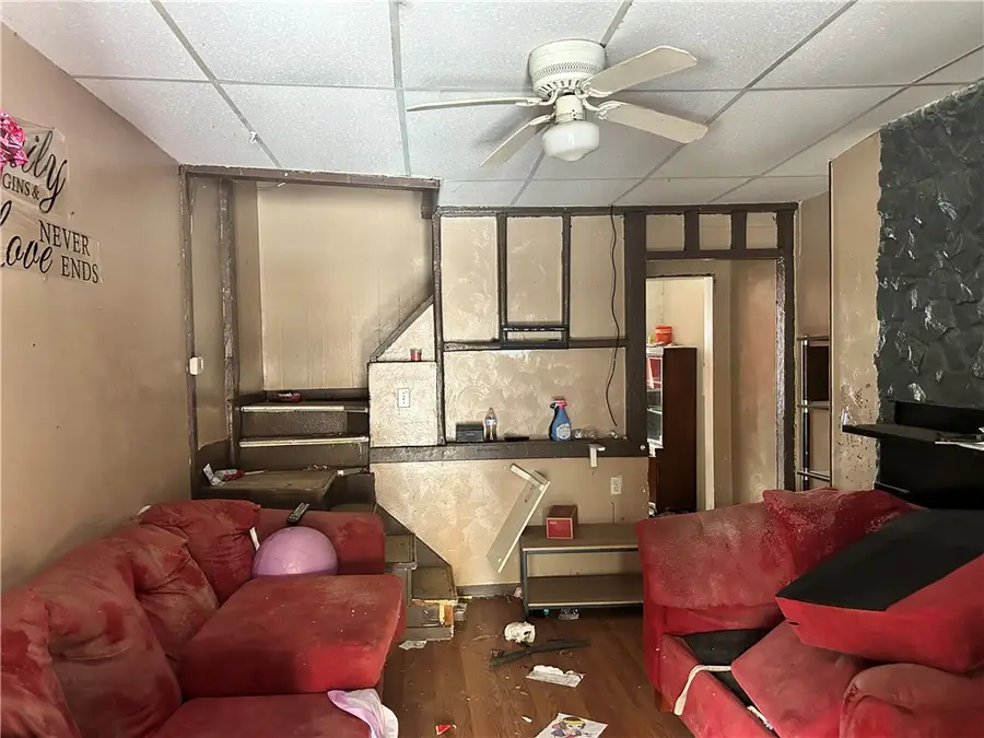 130 Zara St, Mount Oliver, PA 15210 - Image #2