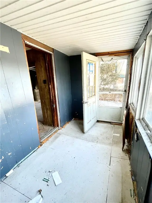 511 N Fourth St, Youngwood, PA 15697 - Image #2