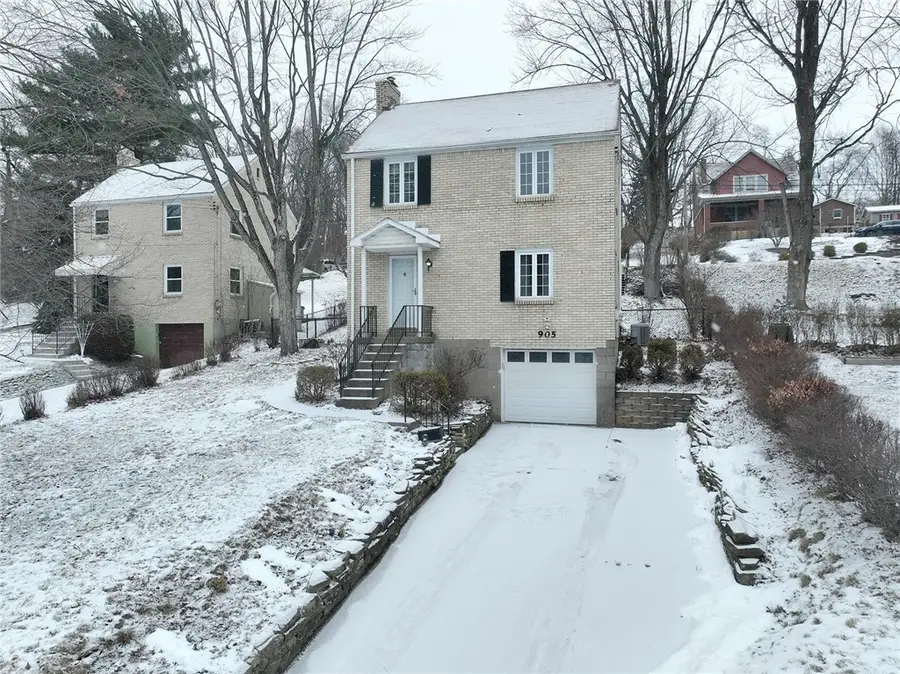 905 Rockwood Ave, Mount Lebanon Township, PA 15234 - #3