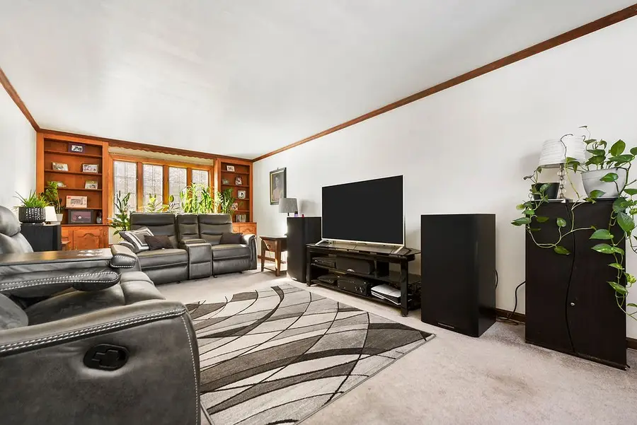 139 N Vireo Drive, Kennedy, PA 15136 - #2