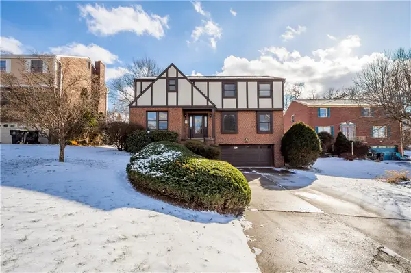 5513 Claytonia Dr, Bethel Park, PA 15102