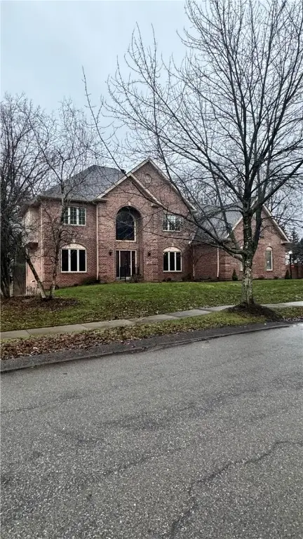 320 Steeplechase Dr, Cranberry Township, PA 16066 - #2