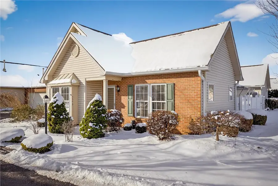 3503 Warwick Ct, Moon Township, PA 15108 - Image #2