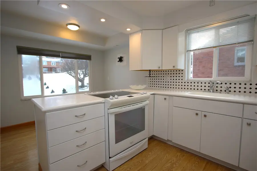 172 Maryal Drive, Whitehall, PA 15236 - Image #2