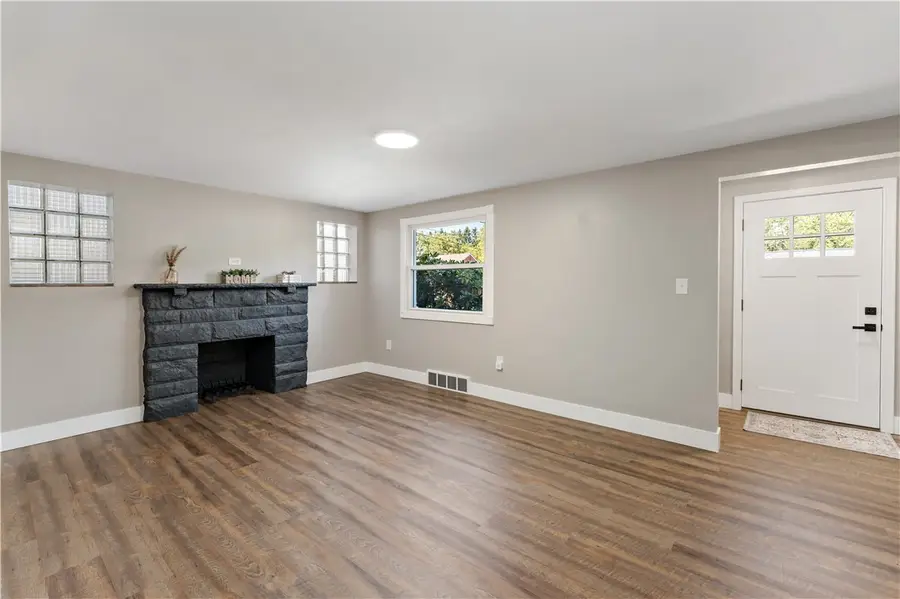 4596 Echo Glen Drive, Pittsburgh, PA 15236 - #3