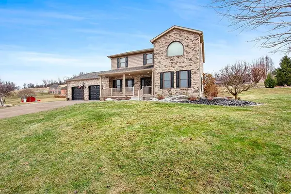 774 Vernon Dr, Rostraver, PA 15012