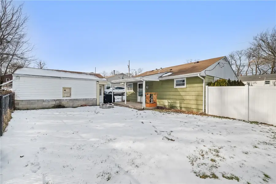 1209 Vermont Ave, Hopewell, PA 15001 - #3