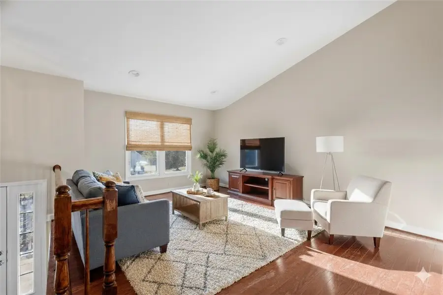 118 Vista Dr, Muse, PA 15317 - Image #3