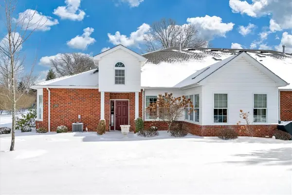 2503 Eloquent Ln, Adams Twp, PA 16059