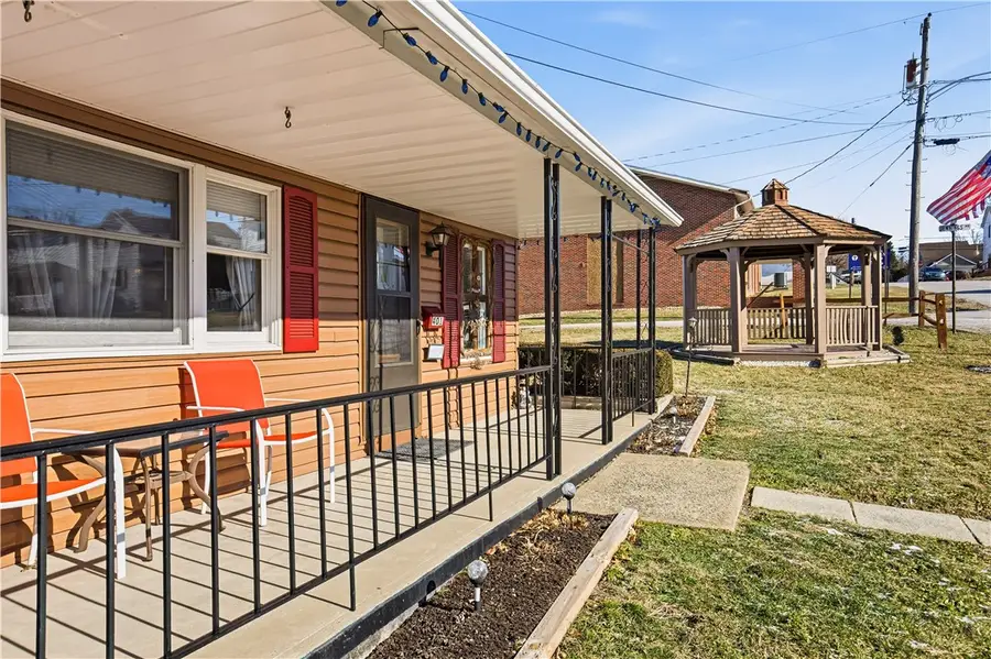 401 Jennings Ave, Scottdale, PA 15683 - Image #3