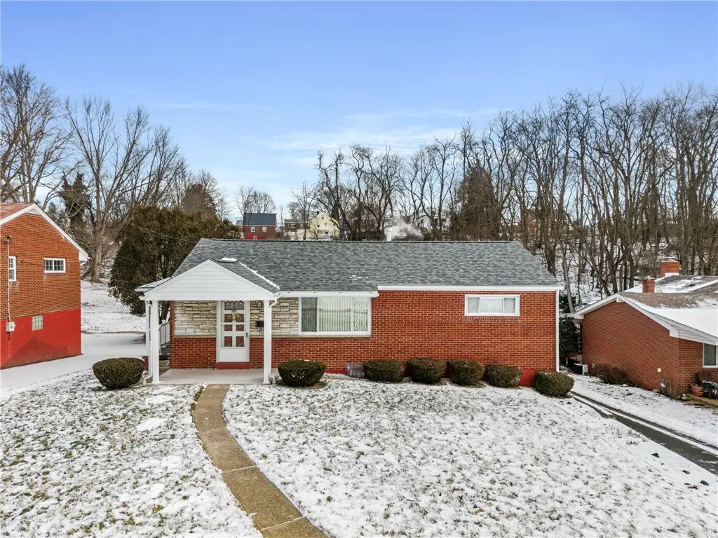 138 Reed St, Lower Burrell, PA 15068 - #1